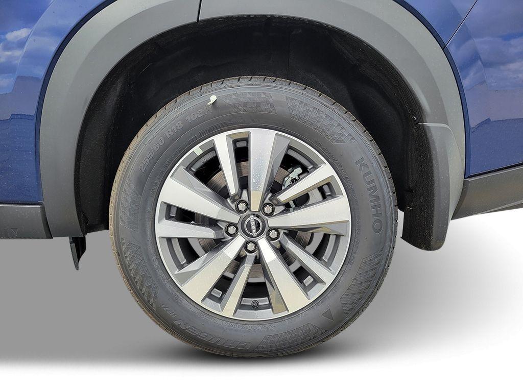 new 2025 Nissan Pathfinder car, priced at $45,445