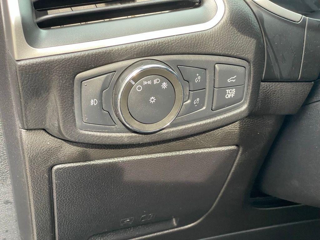 used 2021 Ford Edge car, priced at $19,995