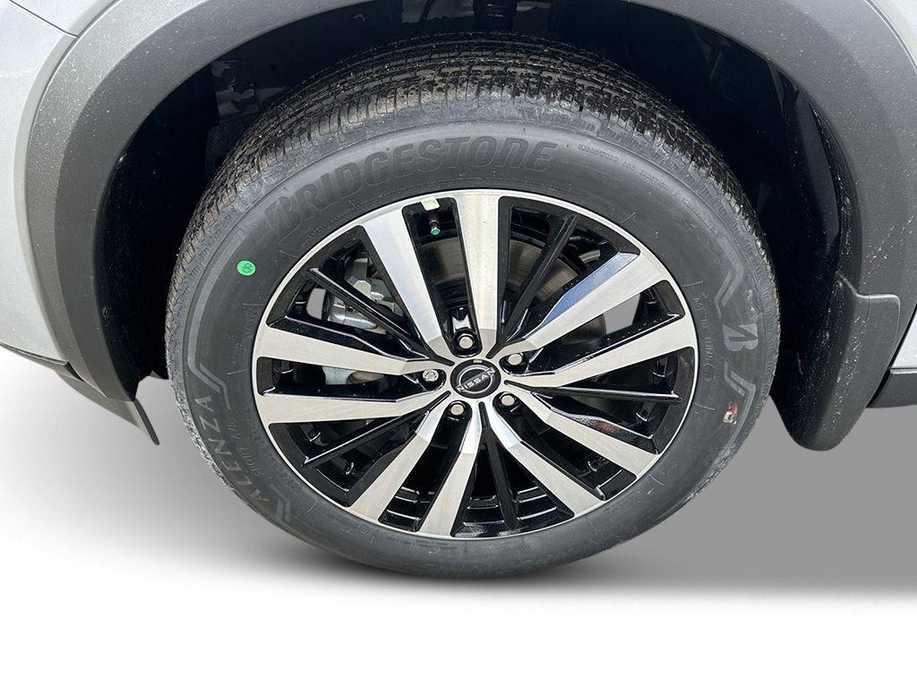new 2025 Nissan Pathfinder car, priced at $49,535