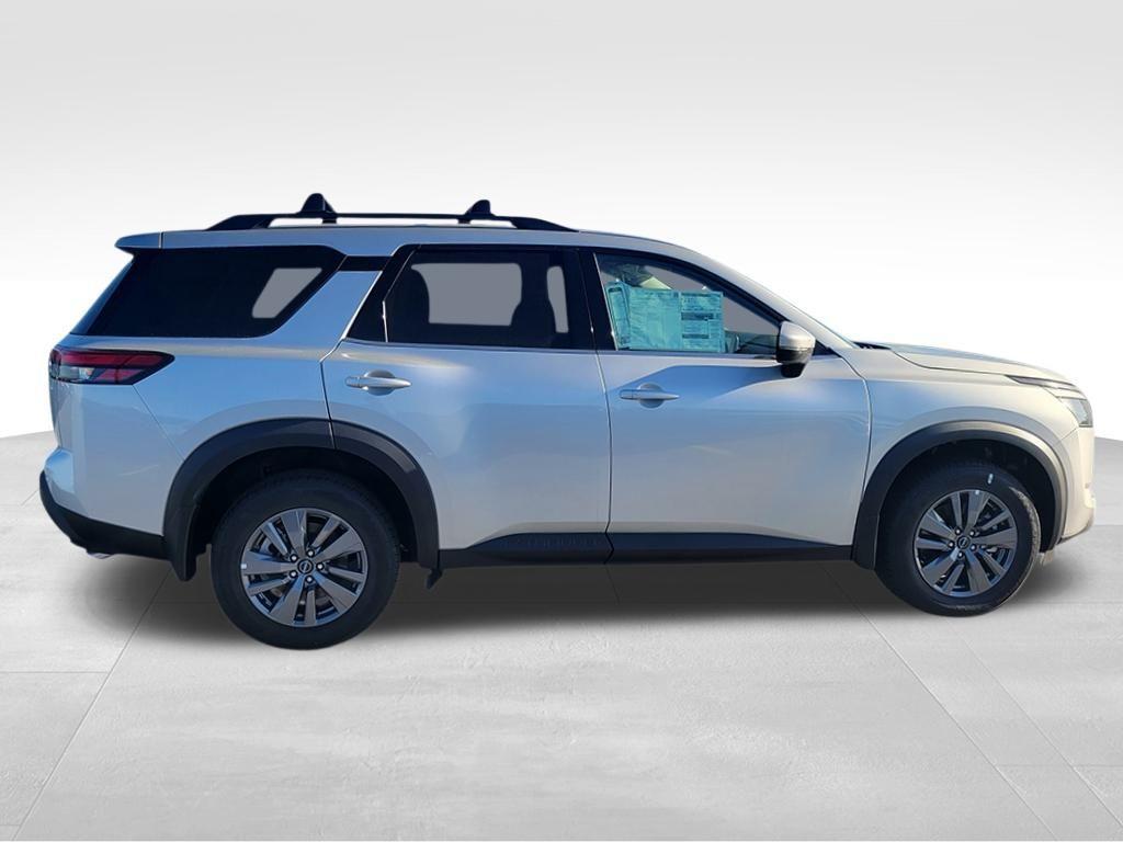 new 2025 Nissan Pathfinder car, priced at $41,171