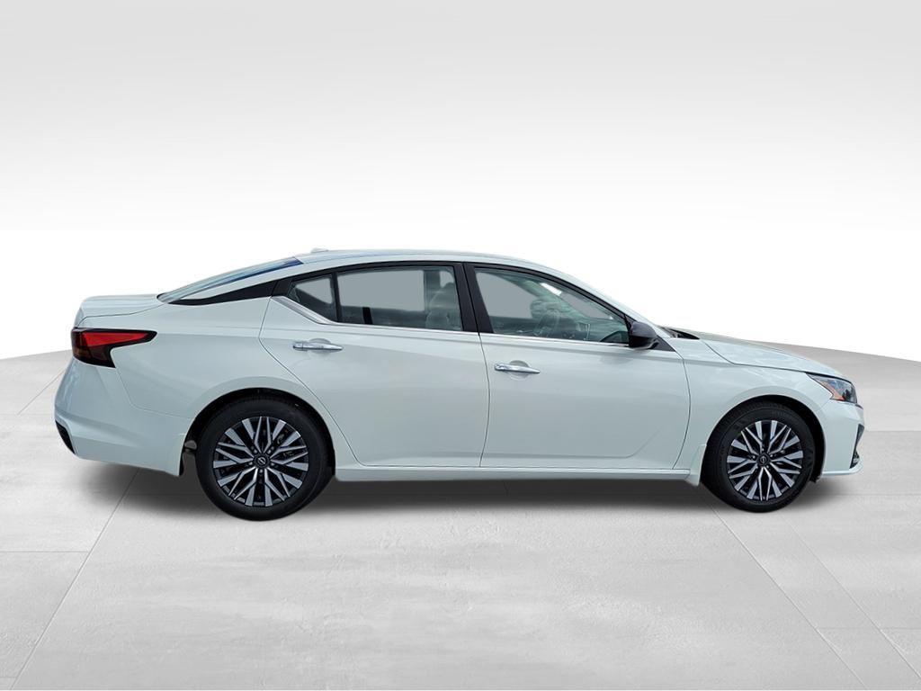 new 2025 Nissan Altima car, priced at $28,715