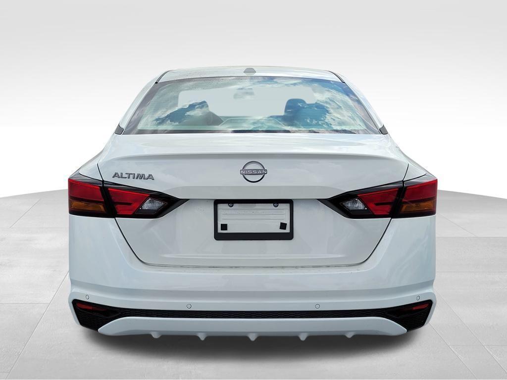 new 2025 Nissan Altima car, priced at $28,715