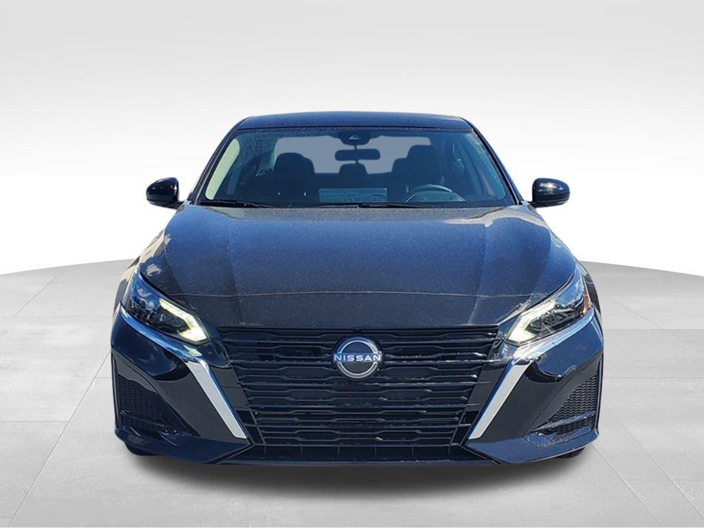 new 2025 Nissan Altima car, priced at $34,100