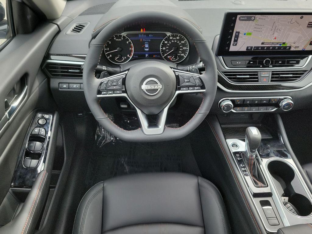 new 2025 Nissan Altima car, priced at $31,924