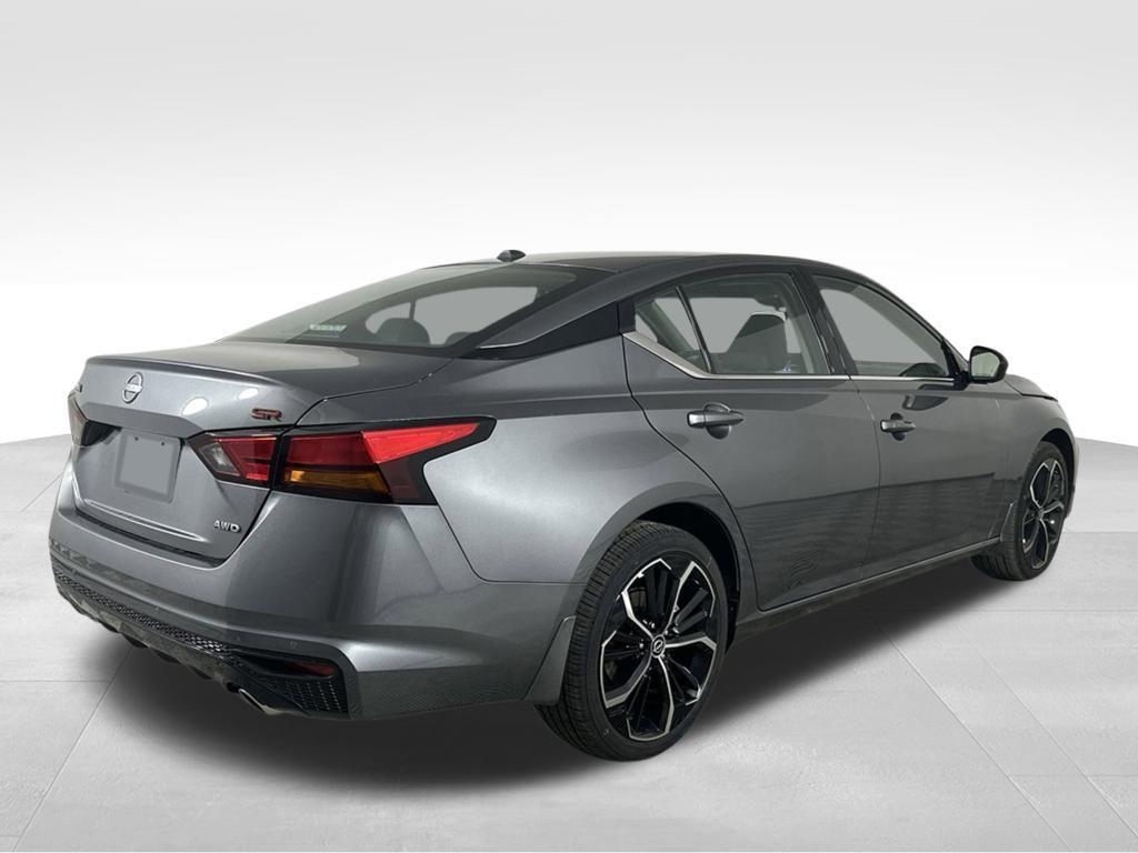new 2025 Nissan Altima car, priced at $31,924
