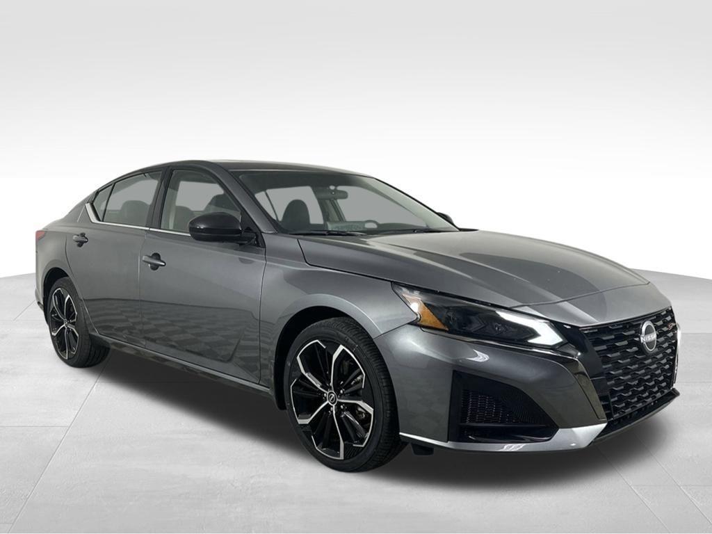 new 2025 Nissan Altima car, priced at $31,924