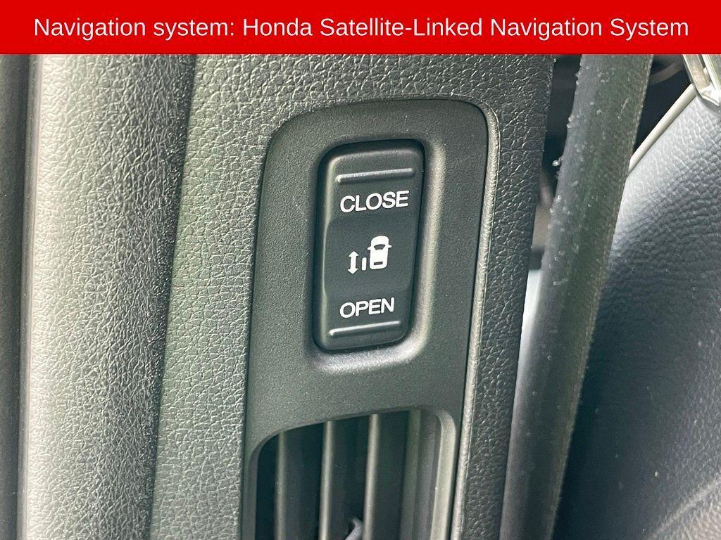 used 2024 Honda Odyssey car, priced at $39,391