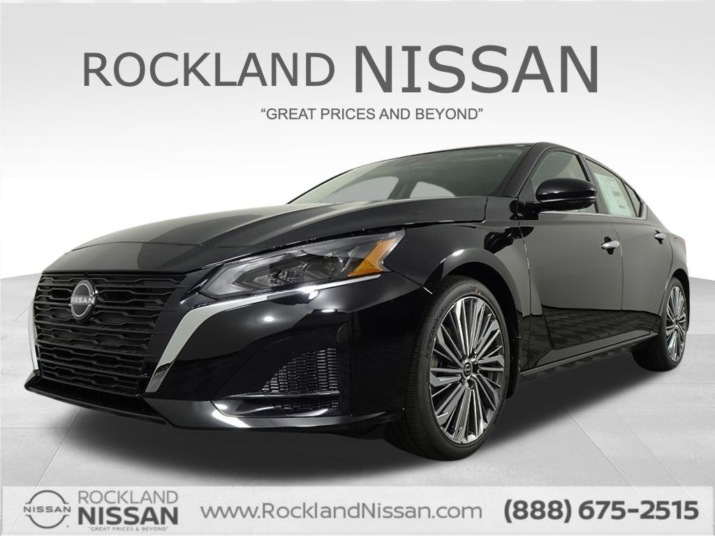 new 2025 Nissan Altima car, priced at $32,617