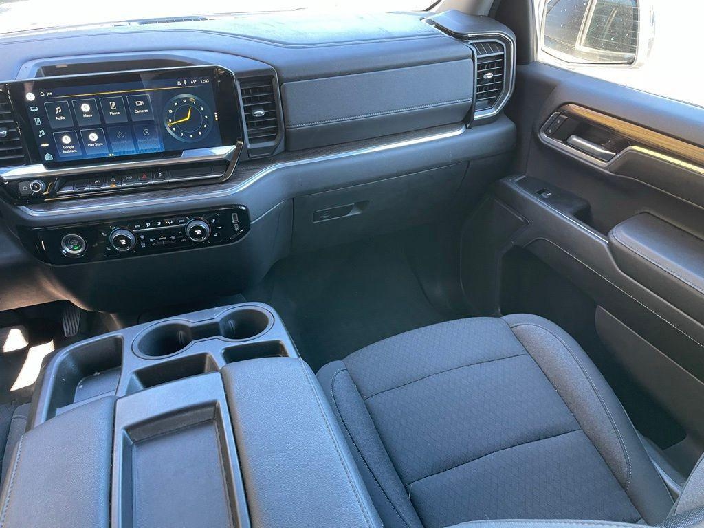 used 2022 Chevrolet Silverado 1500 car, priced at $31,695