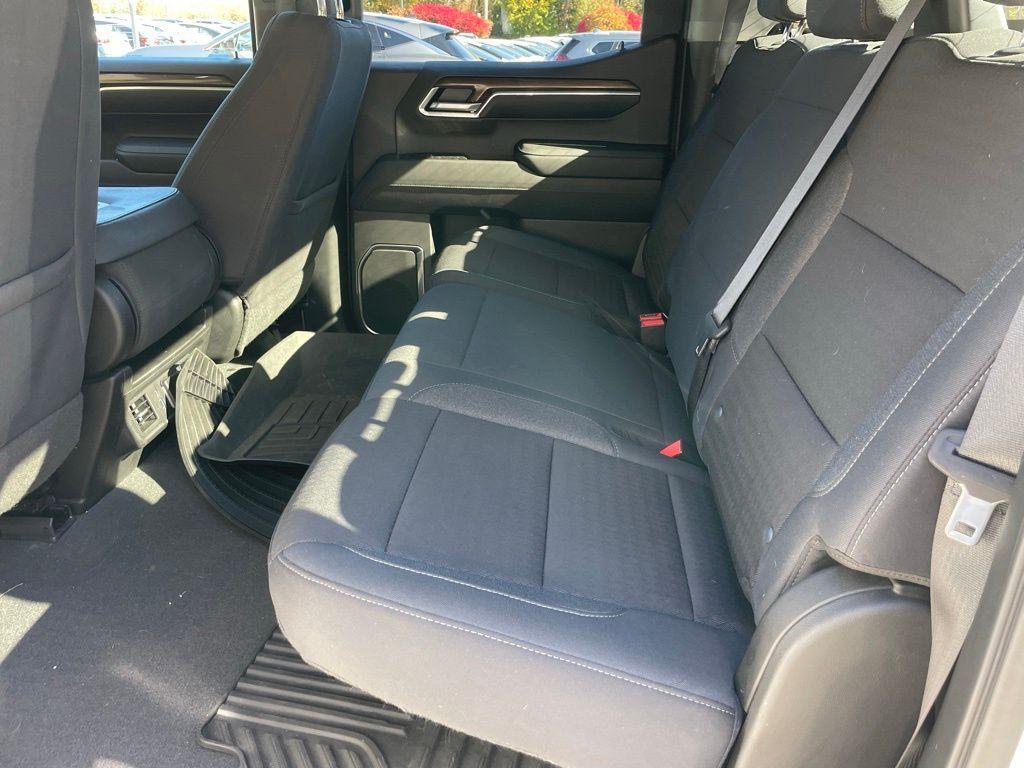 used 2022 Chevrolet Silverado 1500 car, priced at $31,695