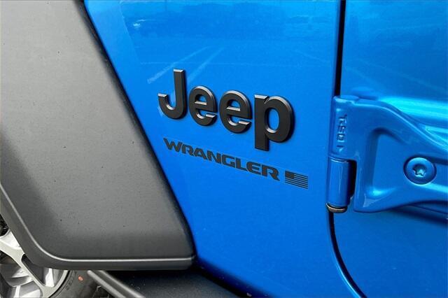 new 2025 Jeep Wrangler car, priced at $53,275
