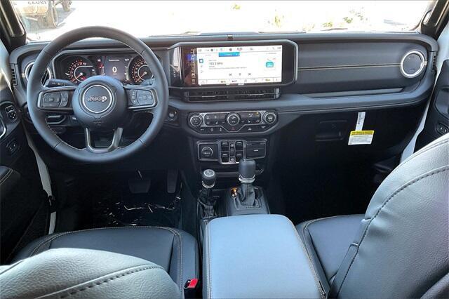 new 2025 Jeep Gladiator car, priced at $45,305