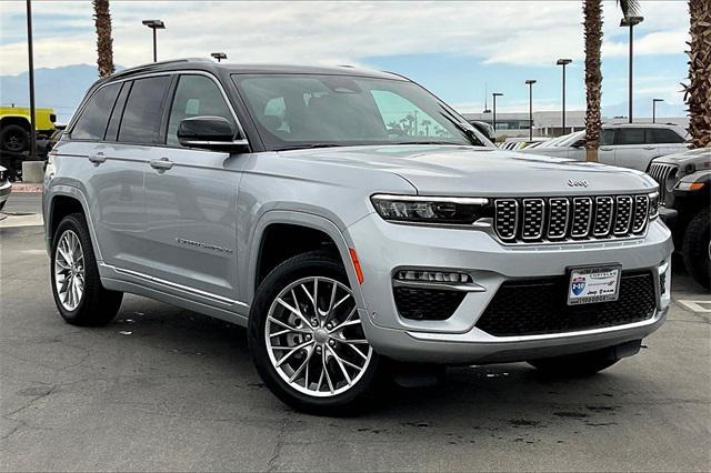 new 2023 Jeep Grand Cherokee 4xe car