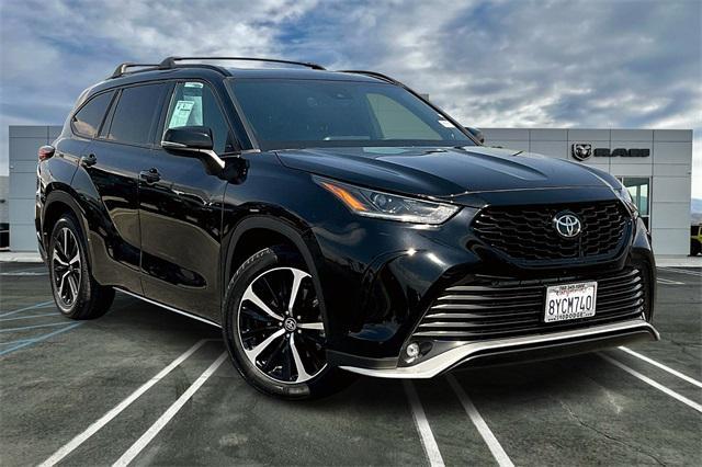 used 2021 Toyota Highlander car, priced at $35,990