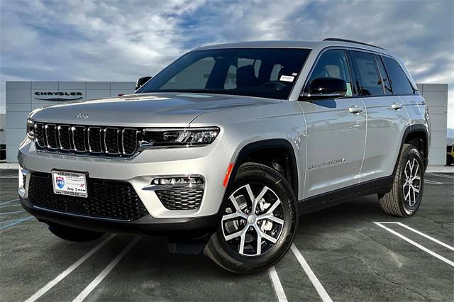 new 2025 Jeep Grand Cherokee car