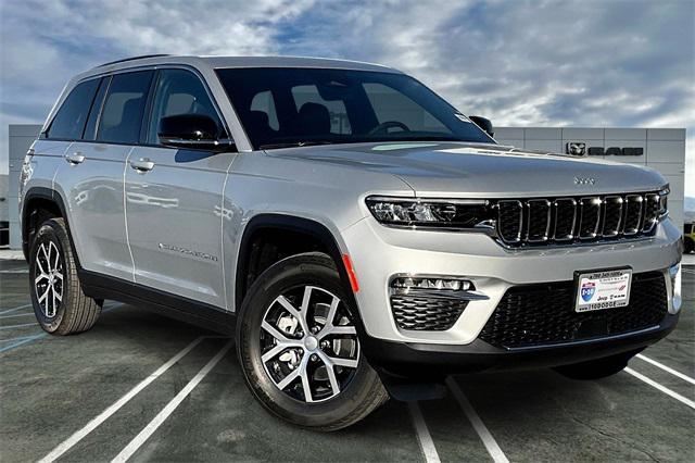 new 2025 Jeep Grand Cherokee car