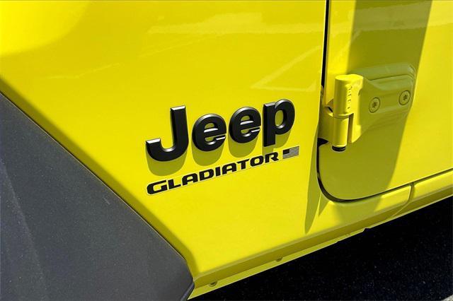 new 2024 Jeep Gladiator car, priced at $42,950