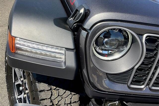 new 2025 Jeep Gladiator car, priced at $55,590