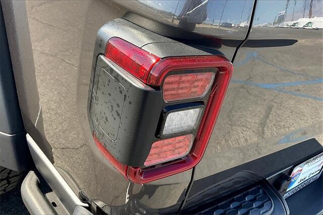 new 2025 Jeep Gladiator car, priced at $55,590