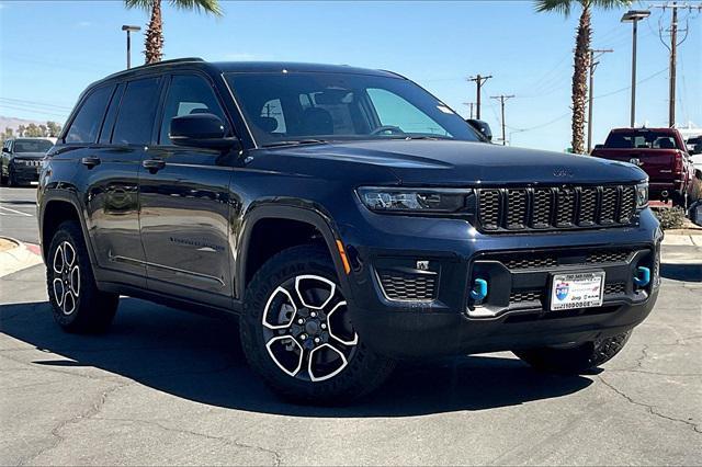 new 2023 Jeep Grand Cherokee 4xe car