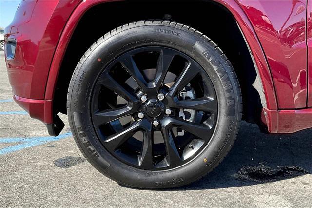 used 2021 Jeep Grand Cherokee car, priced at $24,990