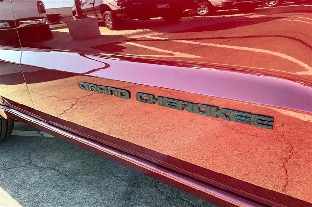 used 2021 Jeep Grand Cherokee car, priced at $24,990