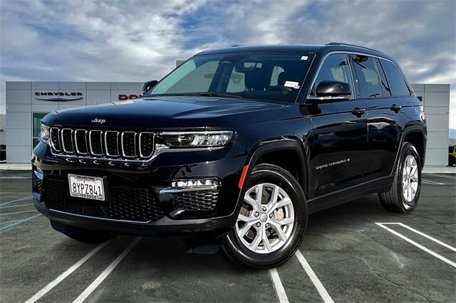 used 2022 Jeep Grand Cherokee car, priced at $32,490