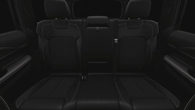 new 2025 Jeep Grand Cherokee car, priced at $45,875