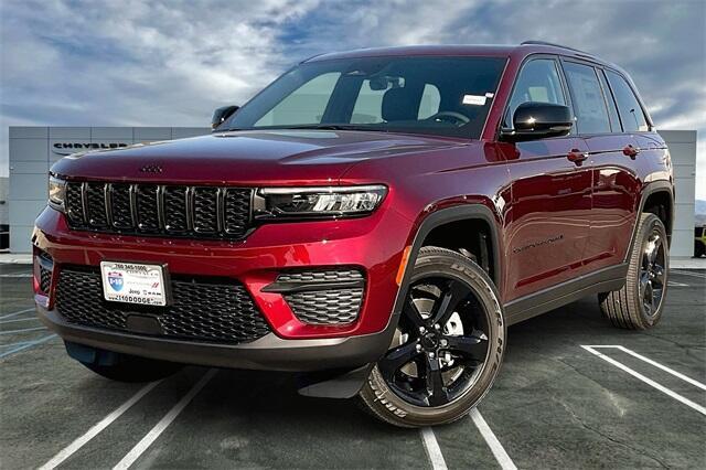 new 2025 Jeep Grand Cherokee car, priced at $45,875