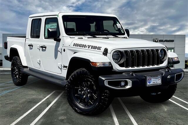 new 2025 Jeep Gladiator car, priced at $48,815