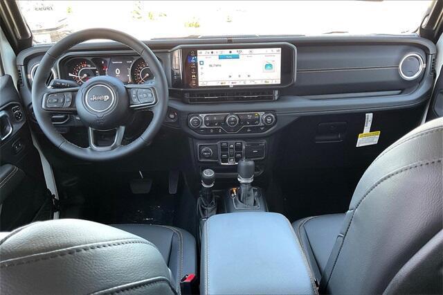 new 2025 Jeep Gladiator car, priced at $48,815