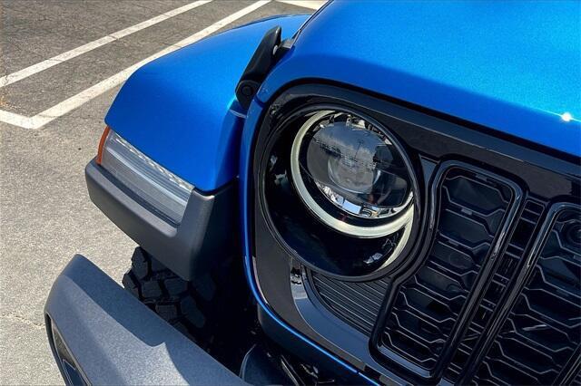 new 2025 Jeep Gladiator car, priced at $52,235