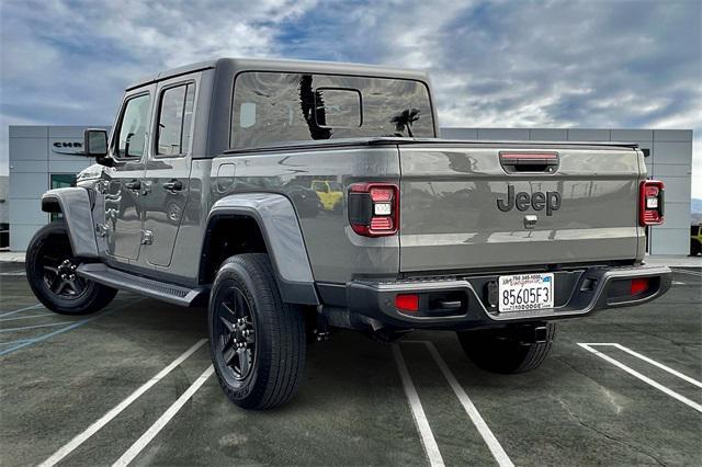 used 2021 Jeep Gladiator car, priced at $35,490