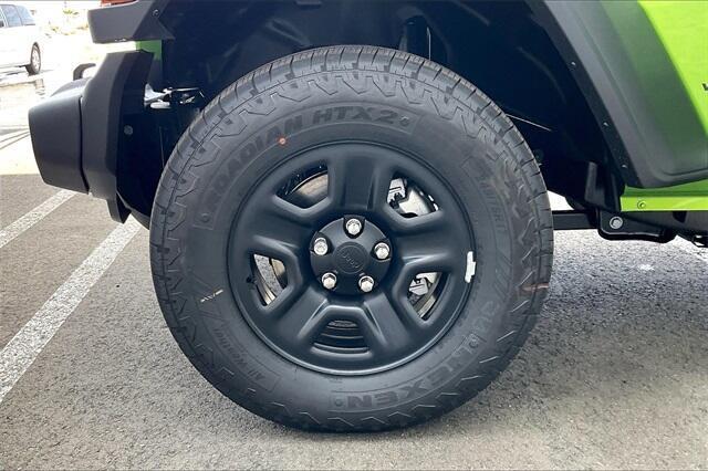 new 2025 Jeep Wrangler car, priced at $44,185