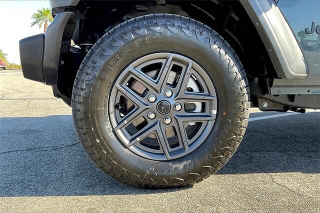 new 2025 Jeep Wrangler car, priced at $46,945