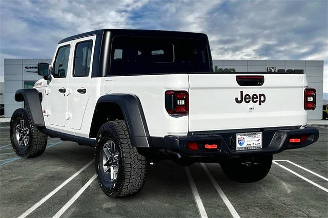 new 2025 Jeep Gladiator car