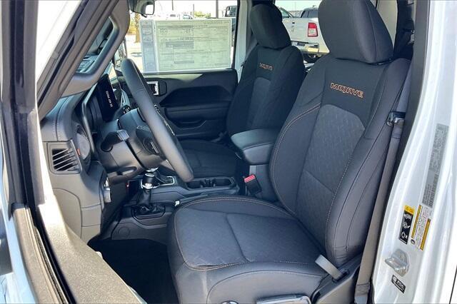 new 2025 Jeep Gladiator car, priced at $51,780