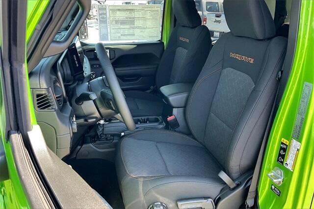 new 2025 Jeep Gladiator car, priced at $52,375