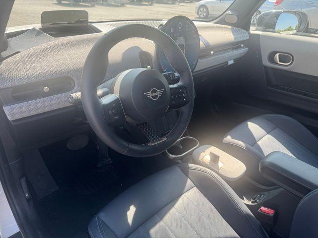 used 2025 MINI Hardtop car, priced at $29,900