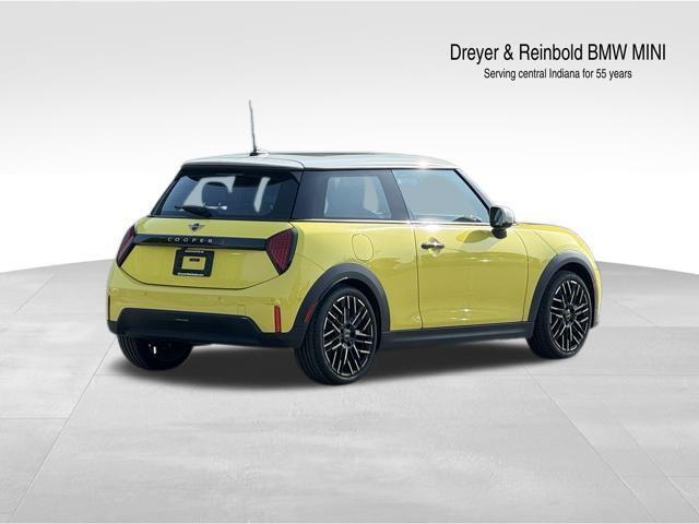 used 2025 MINI Hardtop car, priced at $33,995