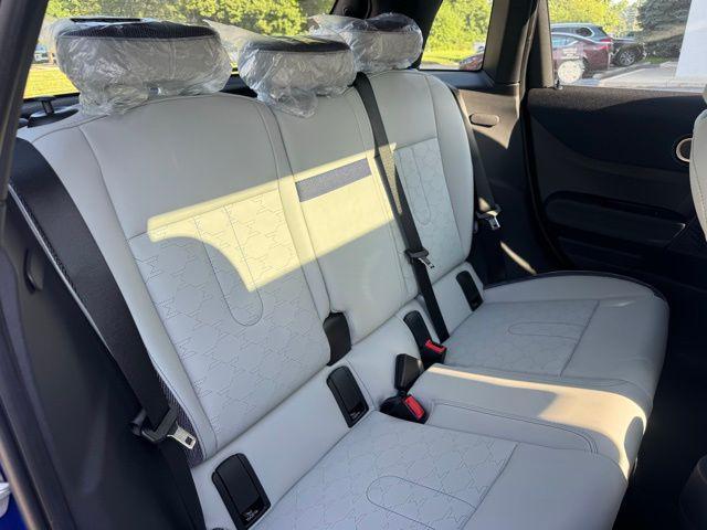 new 2025 MINI Hardtop car, priced at $27,125