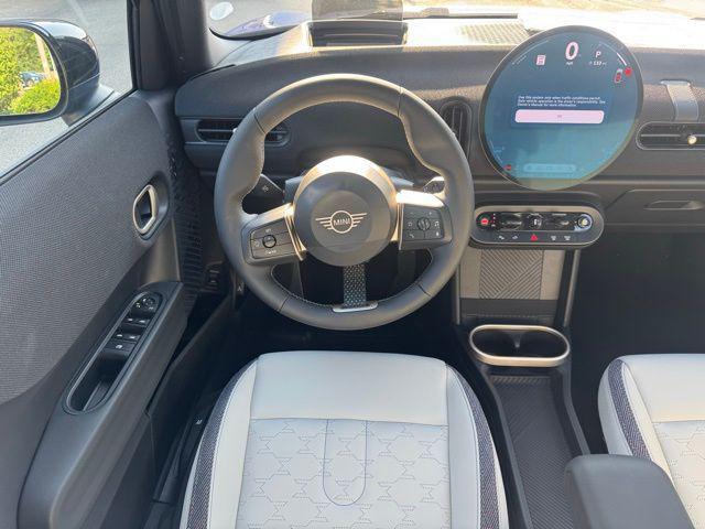 new 2025 MINI Hardtop car, priced at $27,125