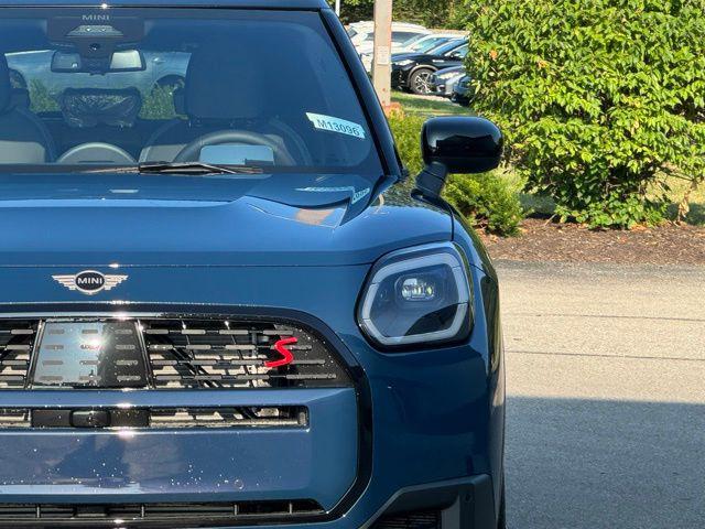 new 2025 MINI Countryman car, priced at $43,275