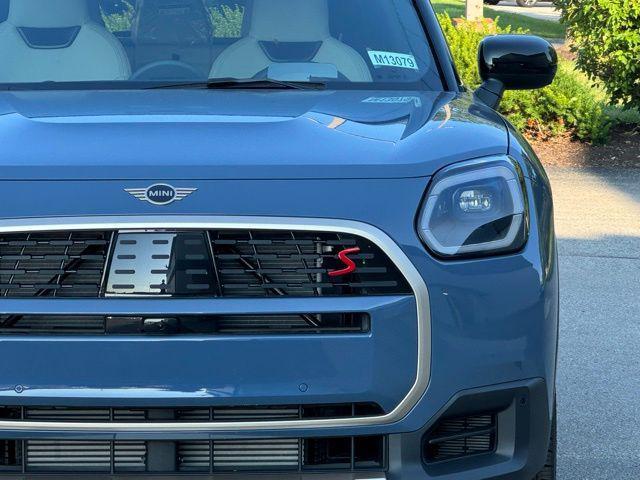 new 2025 MINI Countryman car, priced at $43,275