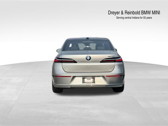 used 2024 BMW i7 car