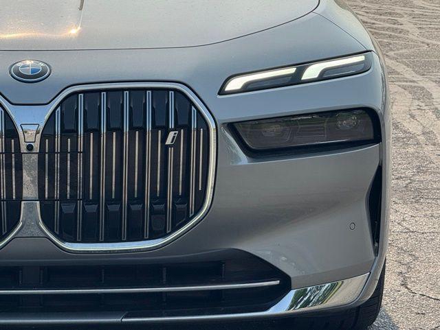 used 2024 BMW i7 car