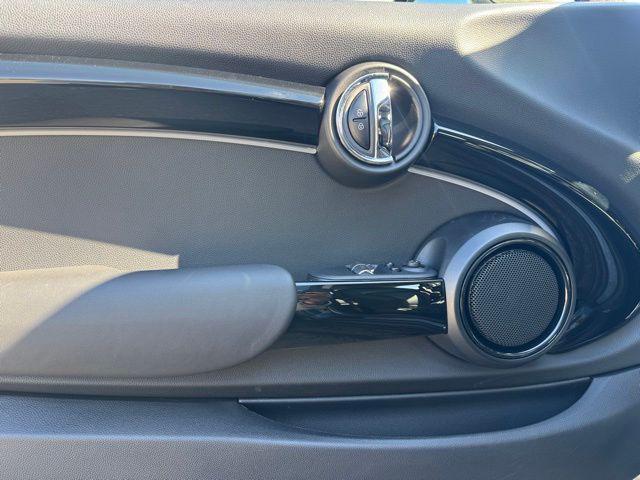 used 2023 MINI Hardtop car, priced at $28,990