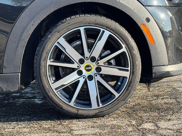 used 2023 MINI Hardtop car, priced at $22,990