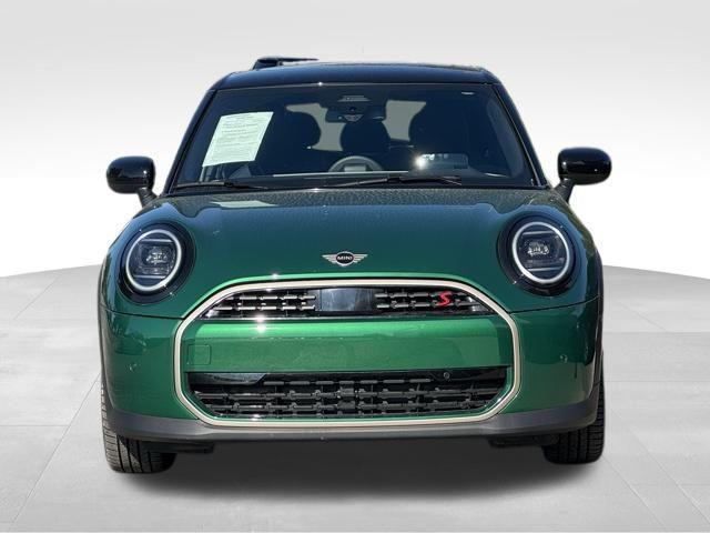 used 2025 MINI Hardtop car, priced at $33,995