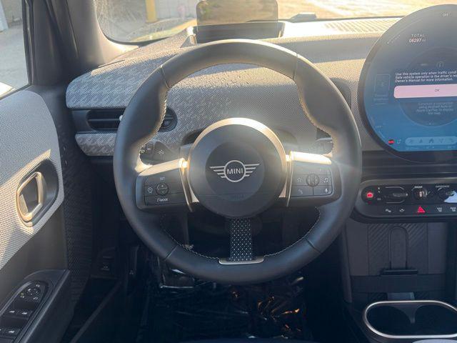 used 2025 MINI Hardtop car, priced at $33,995